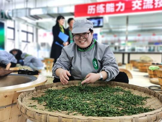 (657S[O%FUVIY2L[VPJ44ZA